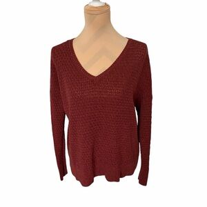 American Eagle Outfitters Burgundy V-Neck‎ Sweater Women’s Size L